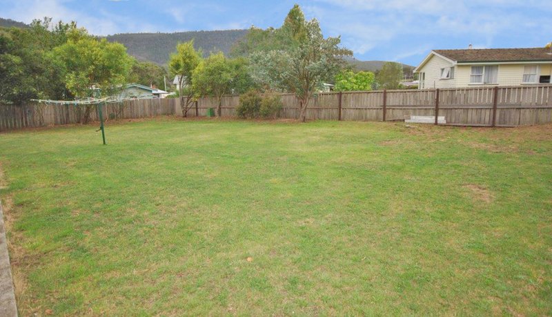 Photo - 2 Middle Road, New Norfolk TAS 7140 - Image 8