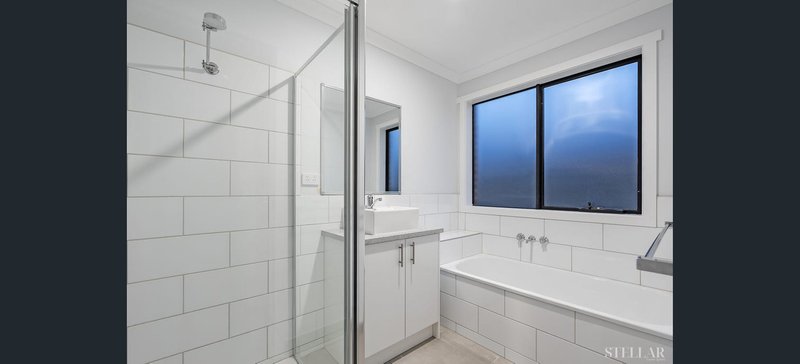Photo - 2 Milboy , Drouin VIC 3818 - Image 4