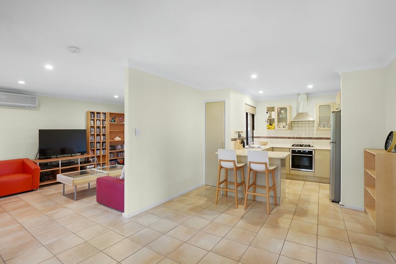 Photo - 2 Millport Drive, Warwick WA 6024 - Image 7