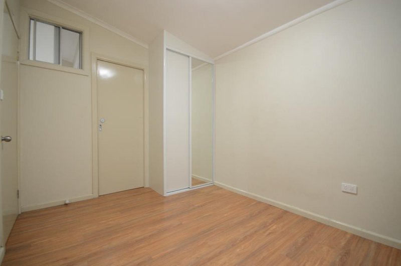Photo - 2 Mimosa Ave , Toongabbie NSW 2146 - Image 4