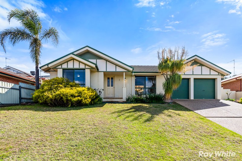 2 Minchin Place, Kooringal NSW 2650