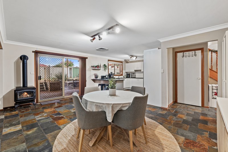 Photo - 2 Minnek Close, Glenmore Park NSW 2745 - Image 4