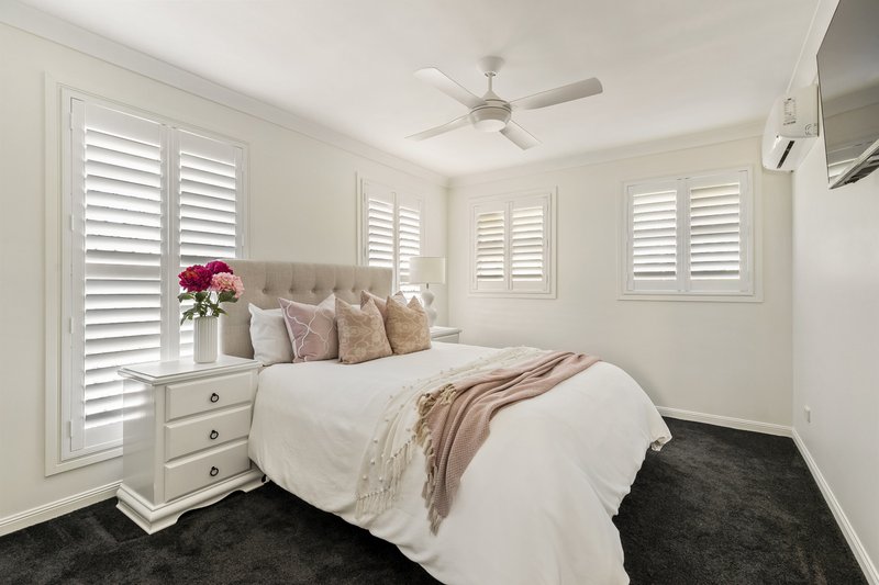 Photo - 2 Minnelli Place, Mcdowall QLD 4053 - Image 17