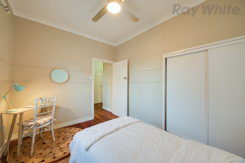 Photo - 2 Minnis Street, Eastern Heights QLD 4305 - Image 18