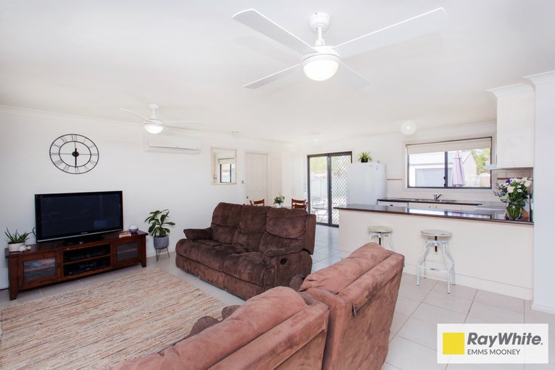 Photo - 2 Mirage Drive, Cowra NSW 2794 - Image 2