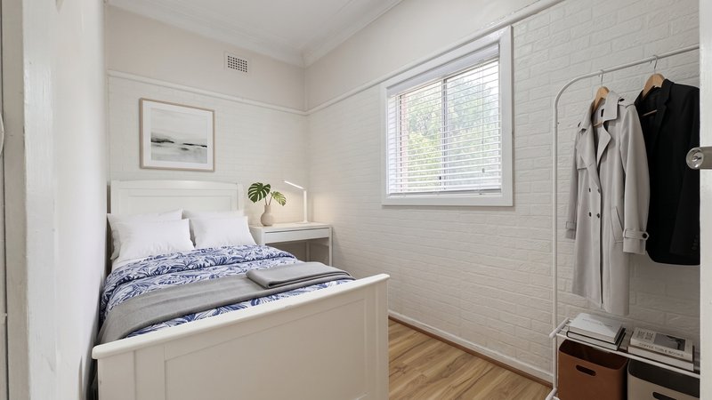 Photo - 2 Moira Crescent, St Marys NSW 2760 - Image 7