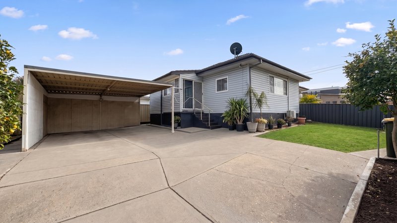 Photo - 2 Moira Crescent, St Marys NSW 2760 - Image 12