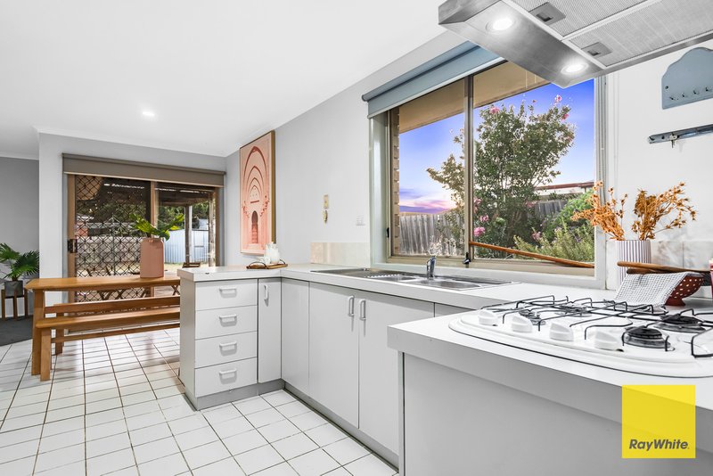 Photo - 2 Mokhtar Drive, Hoppers Crossing VIC 3029 - Image 10