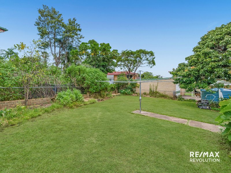 Photo - 2 Montreal Street, Wishart QLD 4122 - Image 9