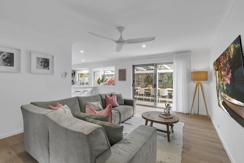 Photo - 2 Moolanda Street, Jindalee QLD 4074 - Image 3