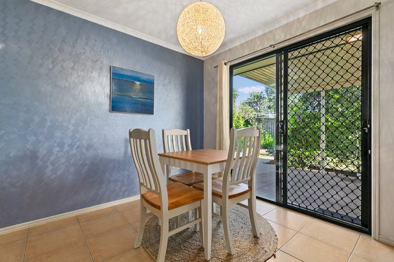 Photo - 2 Moonstone Drive, Urangan QLD 4655 - Image 5