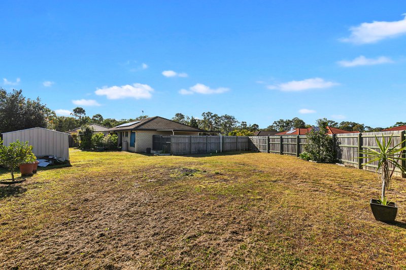 Photo - 2 Moonstone Drive, Urangan QLD 4655 - Image 12