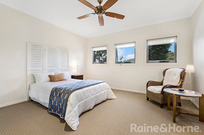 Photo - 2 Moorhen Lane, North Lakes QLD 4509 - Image 15