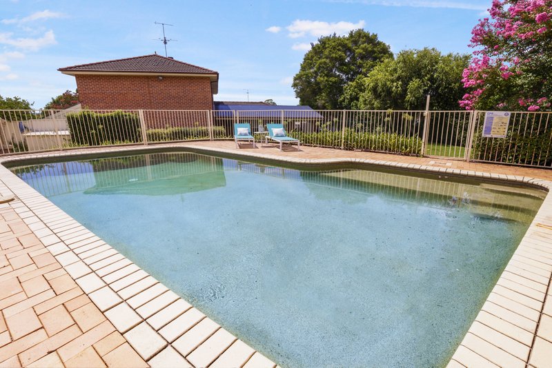 Photo - 2 Mort Place, Glenmore Park NSW 2745 - Image 15