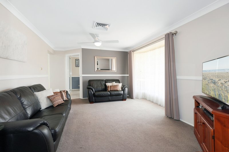 Photo - 2 Mort Place, Glenmore Park NSW 2745 - Image 5