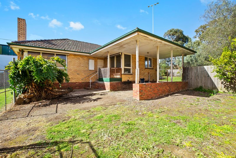 Photo - 2 Mossfield Avenue, Ferntree Gully VIC 3156 - Image 3