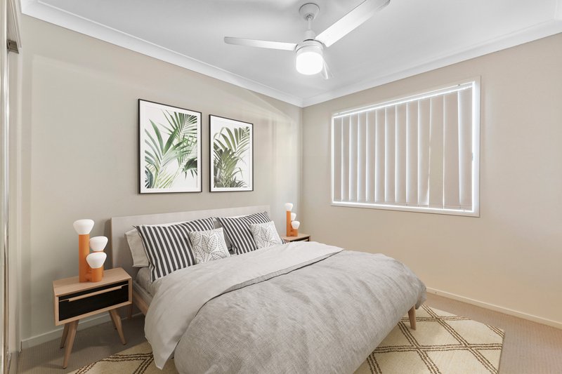 Photo - 2 Mount Mitchell Street, Park Ridge QLD 4125 - Image 8