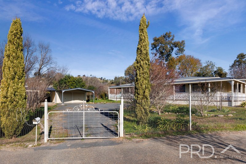 Photo - 2 Mount Street, South Gundagai NSW 2722 - Image 2