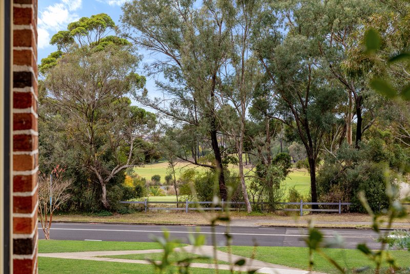 Photo - 2 Mount Sugarloaf Drive, Glen Alpine NSW 2560 - Image 3