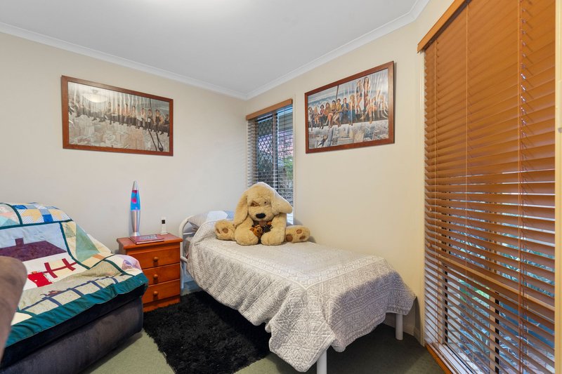 Photo - 2 Mountain View Crescent, Mount Warren Park QLD 4207 - Image 12