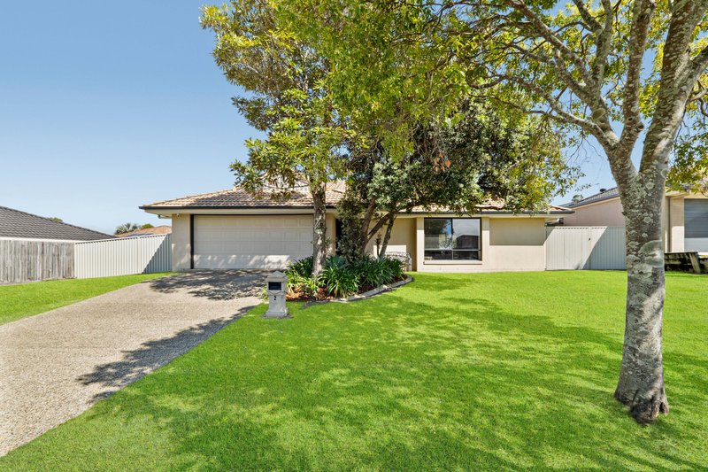 Photo - 2 Mowburra Place, Caloundra West QLD 4551 - Image 1
