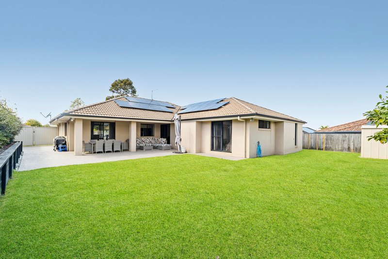 Photo - 2 Mowburra Place, Caloundra West QLD 4551 - Image 5