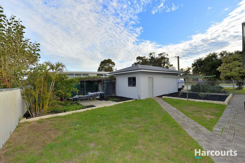 Photo - 2 Muir Place, Halls Head WA 6210 - Image 16