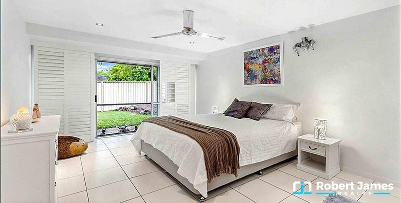 Photo - 2 Muirfield Crescent, Tewantin QLD 4565 - Image 9