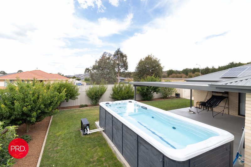 Photo - 2 Murray Grey Place, Bungendore NSW 2621 - Image 4