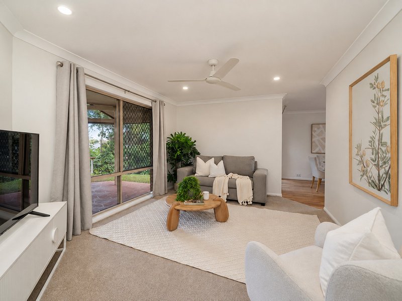 Photo - 2 Myal Court, Mango Hill QLD 4509 - Image 4