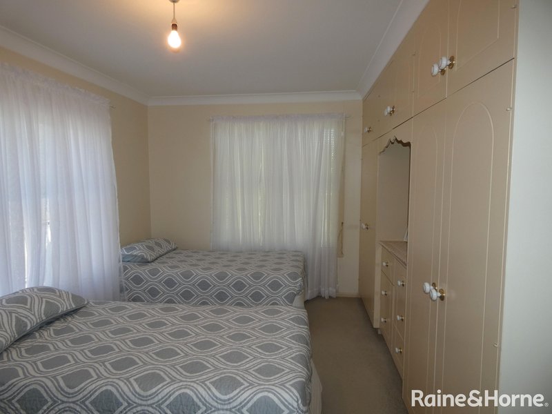 Photo - 2 Myall Place, Moree NSW 2400 - Image 10