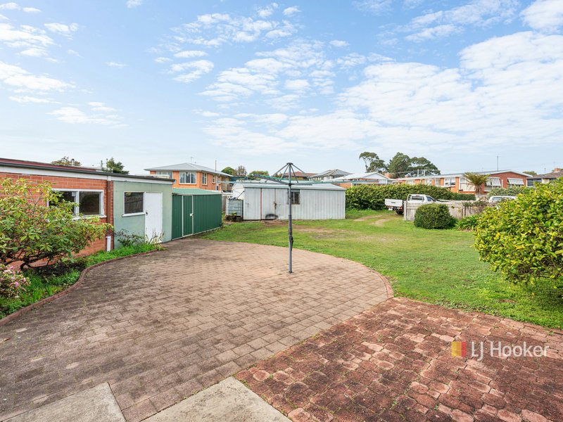 Photo - 2 Myrtle Court, Devonport TAS 7310 - Image 15