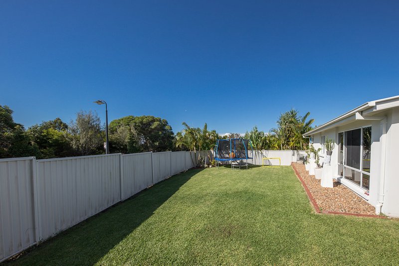 Photo - 2 Myrtus Street, Mountain Creek QLD 4557 - Image 13