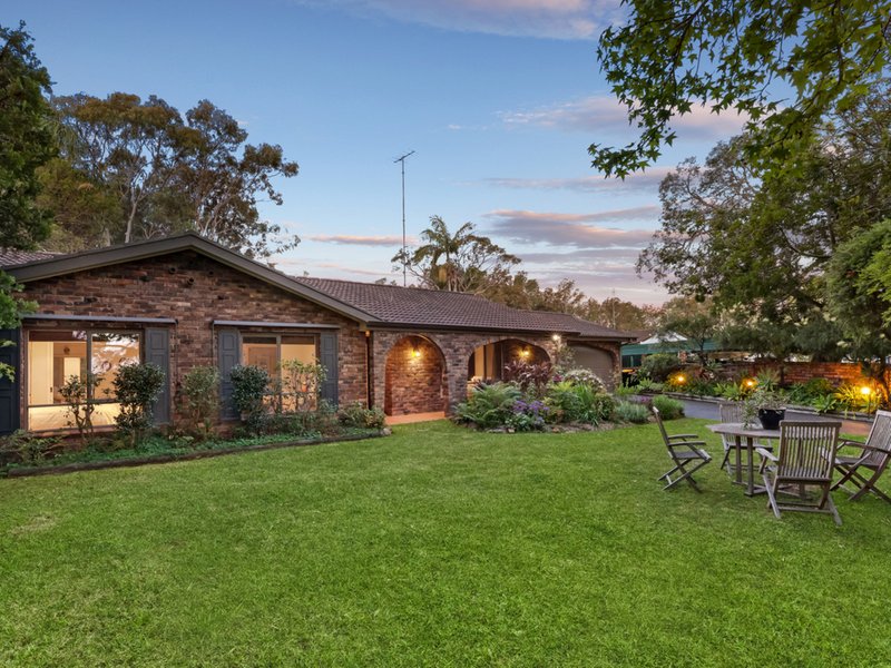 Photo - 2 Nailon Place, Mona Vale NSW 2103 - Image 2