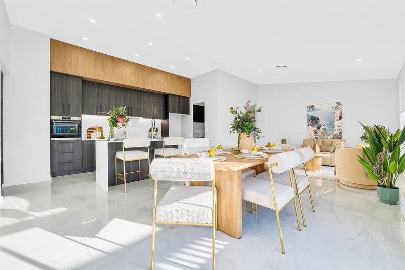 Photo - 2 Nambucca Street, South Maclean QLD 4280 - Image 1