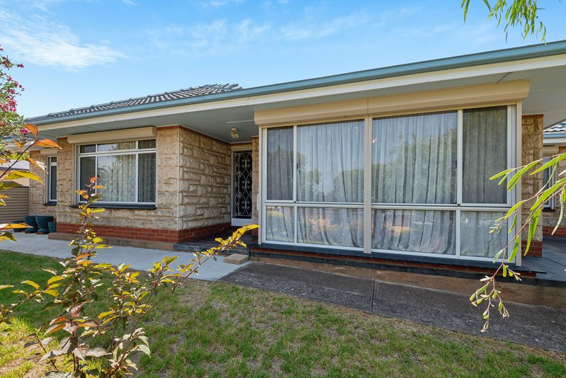 Photo - 2 Nanette Road, Valley View SA 5093 - Image 4