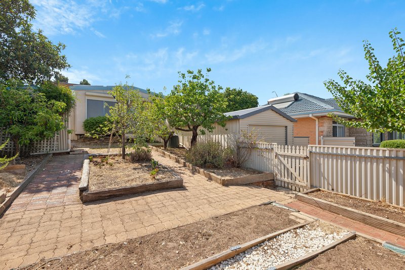 Photo - 2 Nanette Road, Valley View SA 5093 - Image 17