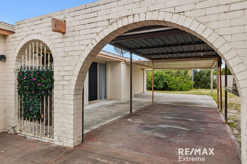 Photo - 2 Nannatee Way, Wanneroo WA 6065 - Image 2