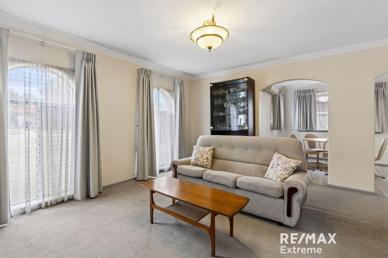 Photo - 2 Nannatee Way, Wanneroo WA 6065 - Image 3