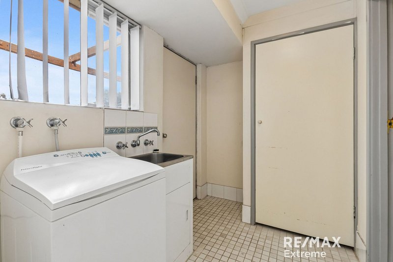 Photo - 2 Nannatee Way, Wanneroo WA 6065 - Image 17