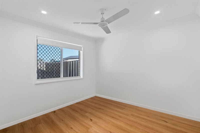 Photo - 2 Narran Street, Jimboomba QLD 4280 - Image 8