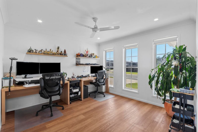 Photo - 2 Narran Street, Jimboomba QLD 4280 - Image 10