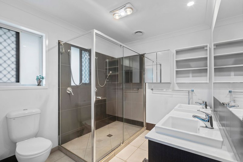 Photo - 2 Narran Street, Jimboomba QLD 4280 - Image 16