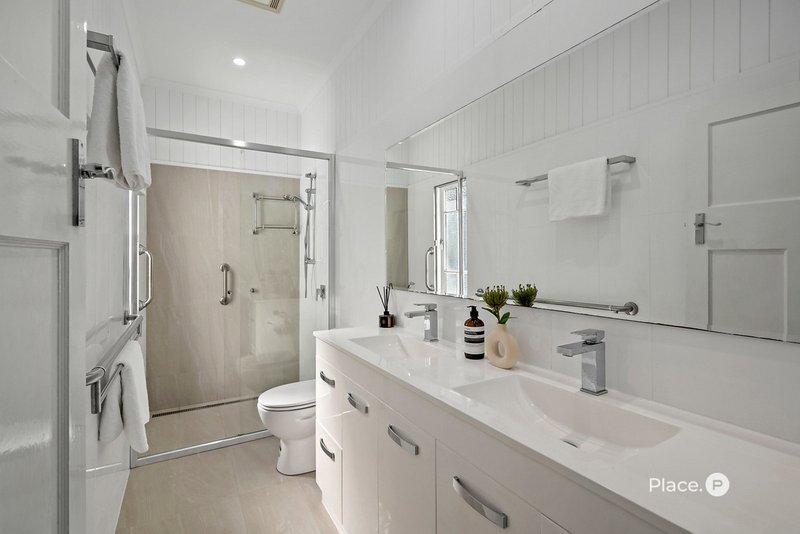 Photo - 2 Nelson Street, Coorparoo QLD 4151 - Image 17
