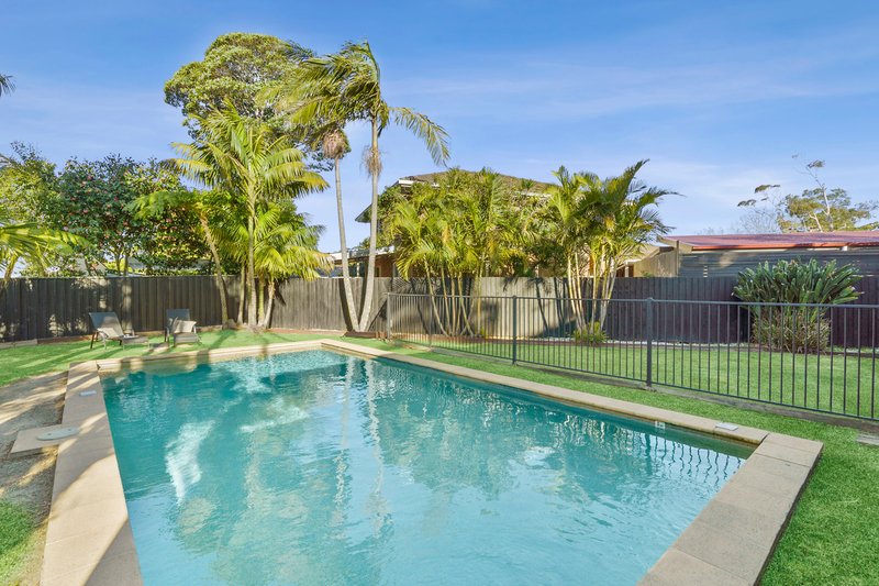 Photo - 2 Nerang Avenue, Terrey Hills NSW 2084 - Image 3