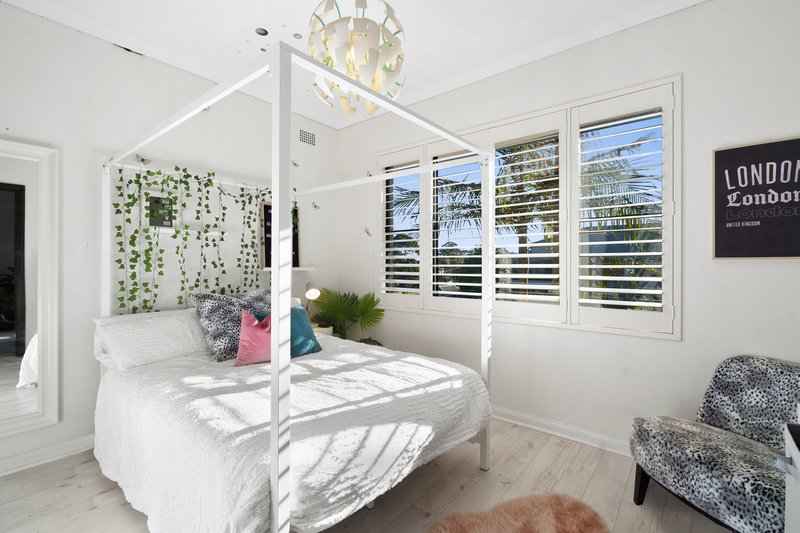 Photo - 2 Nerang Avenue, Terrey Hills NSW 2084 - Image 12