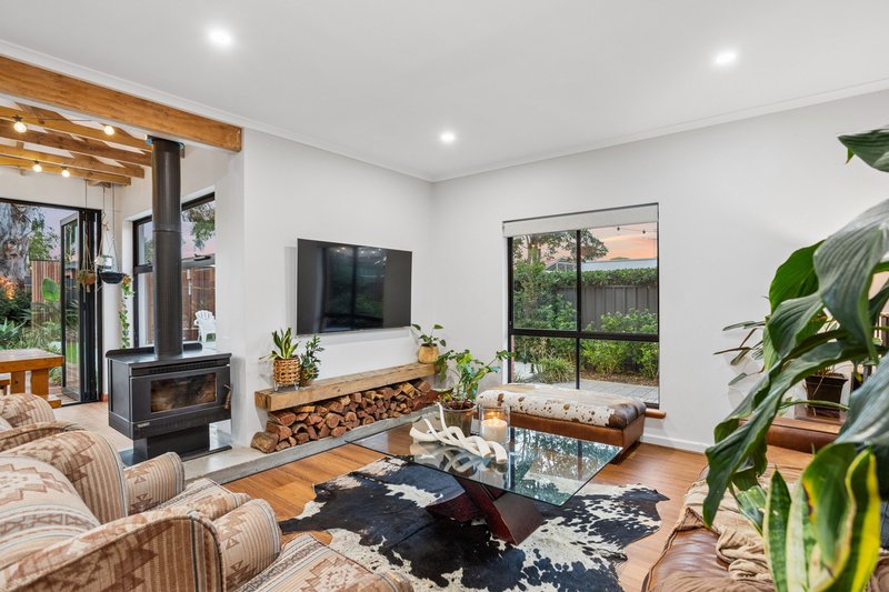Photo - 2 Netley Avenue, Lockleys SA 5032 - Image 9