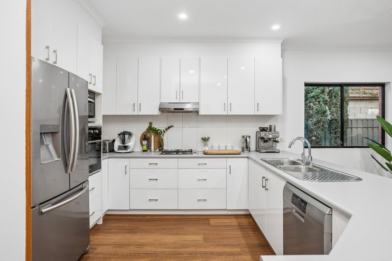 Photo - 2 Netley Avenue, Lockleys SA 5032 - Image 10