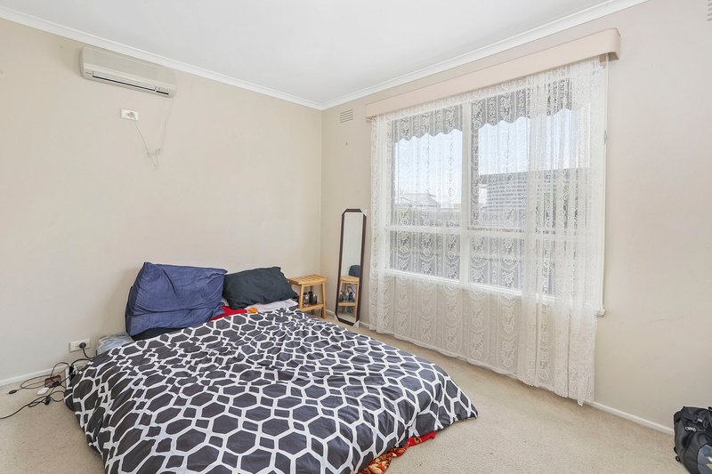 Photo - 2 Newell Street, Lara VIC 3212 - Image 7