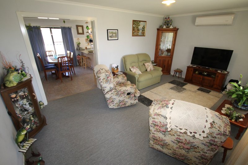 Photo - 2 Nicholl Avenue, Quirindi NSW 2343 - Image 6